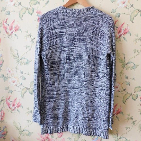 🦔Gray Cardi Knit - Picture 5 of 7